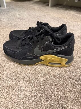 Nike Black Sneakers with Gold Accent Air Max